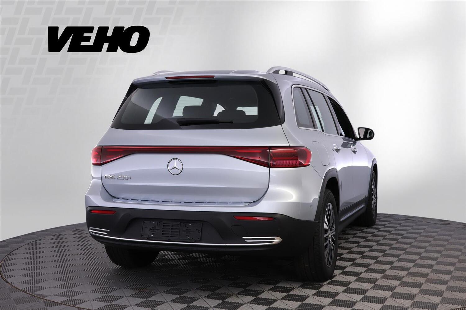 heti ajoon Mercedes-Benz EQB