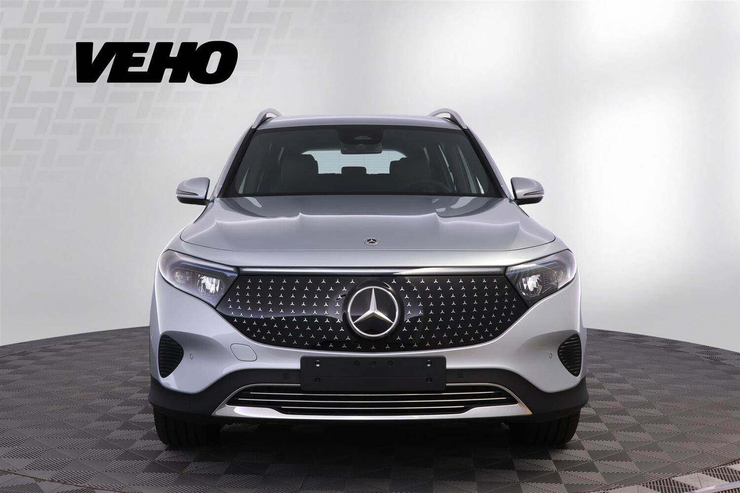 heti ajoon Mercedes-Benz EQB