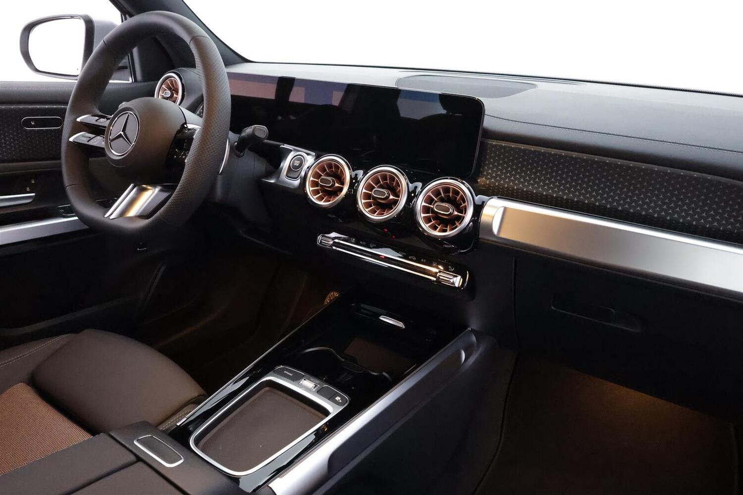 heti ajoon Mercedes-Benz EQB