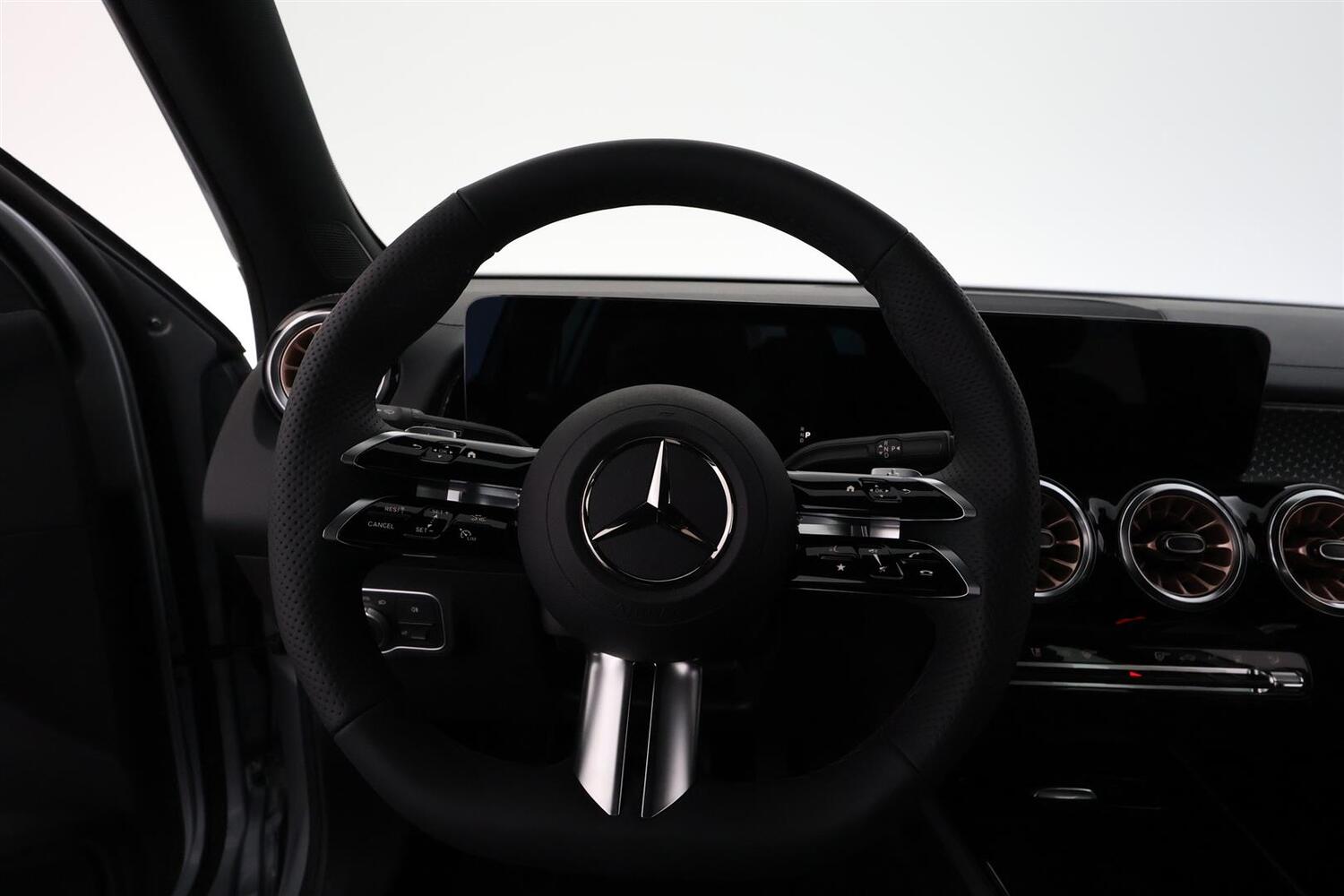 heti ajoon Mercedes-Benz EQB