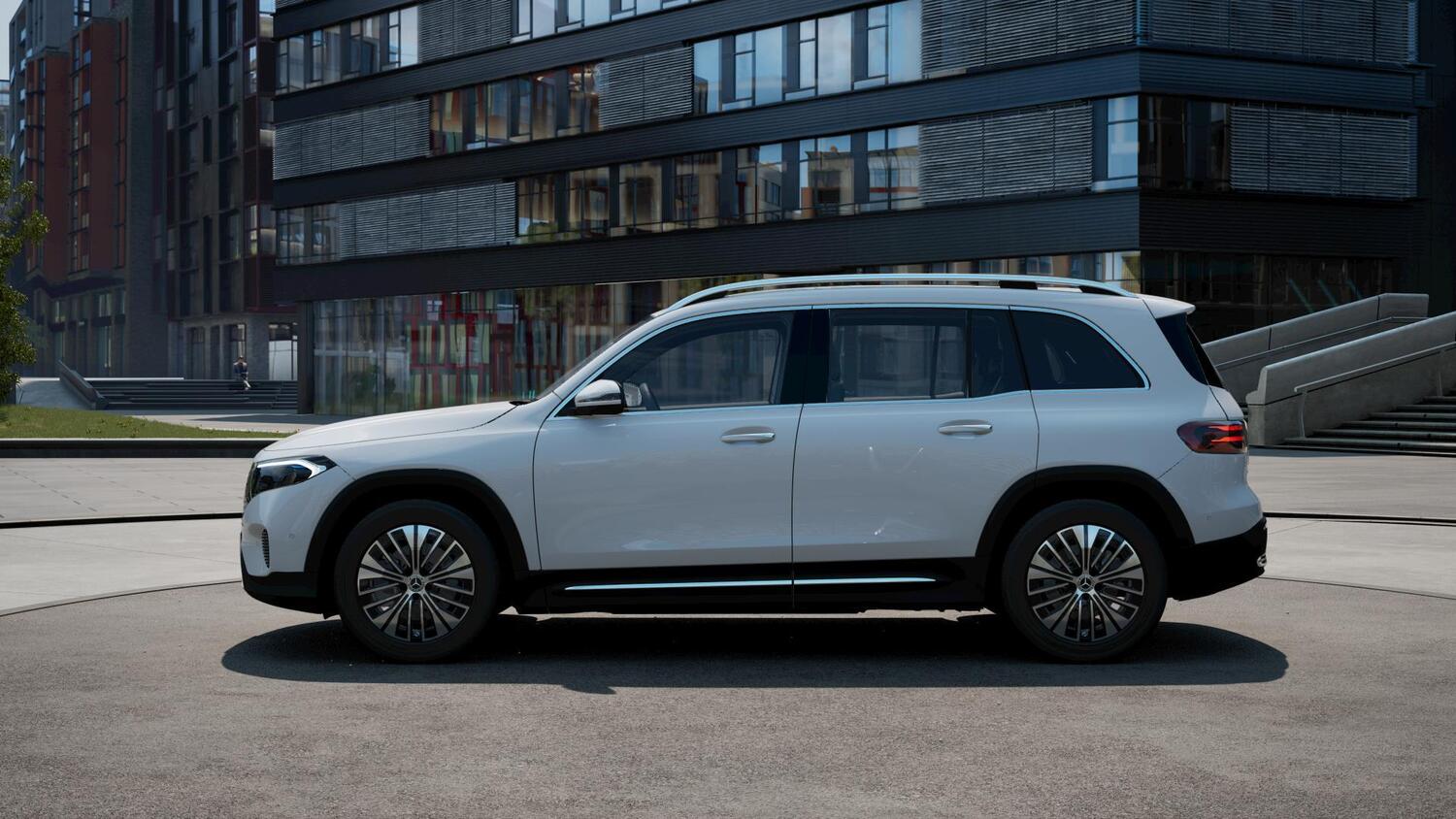 heti ajoon Mercedes-Benz EQB