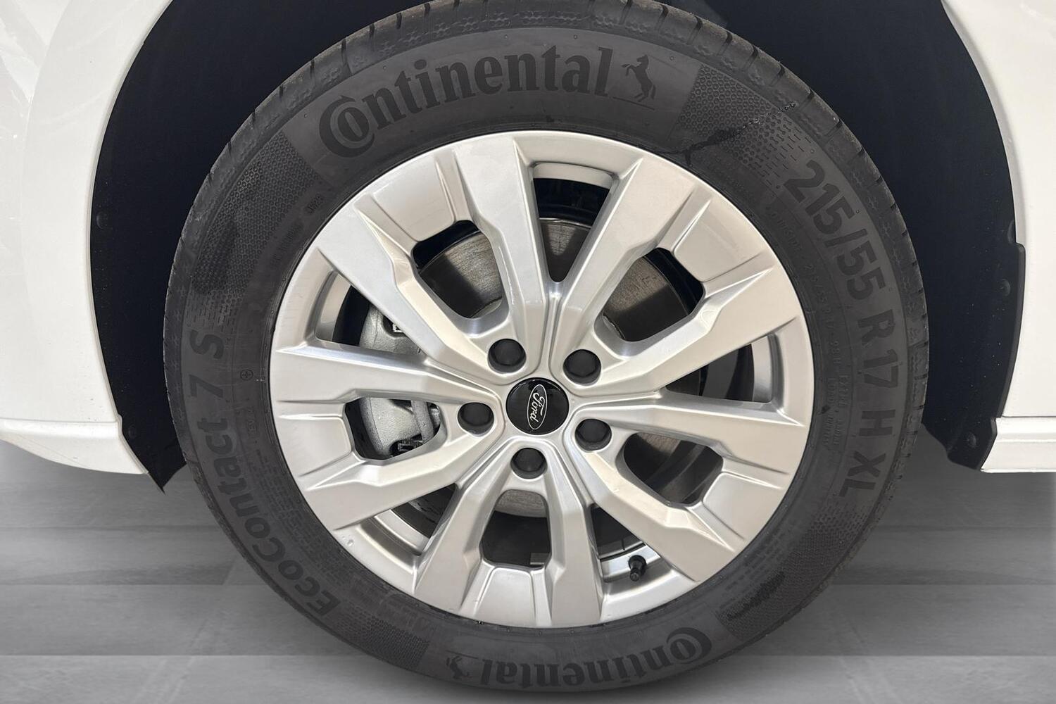 heti ajoon Ford Grand Tourneo Connect