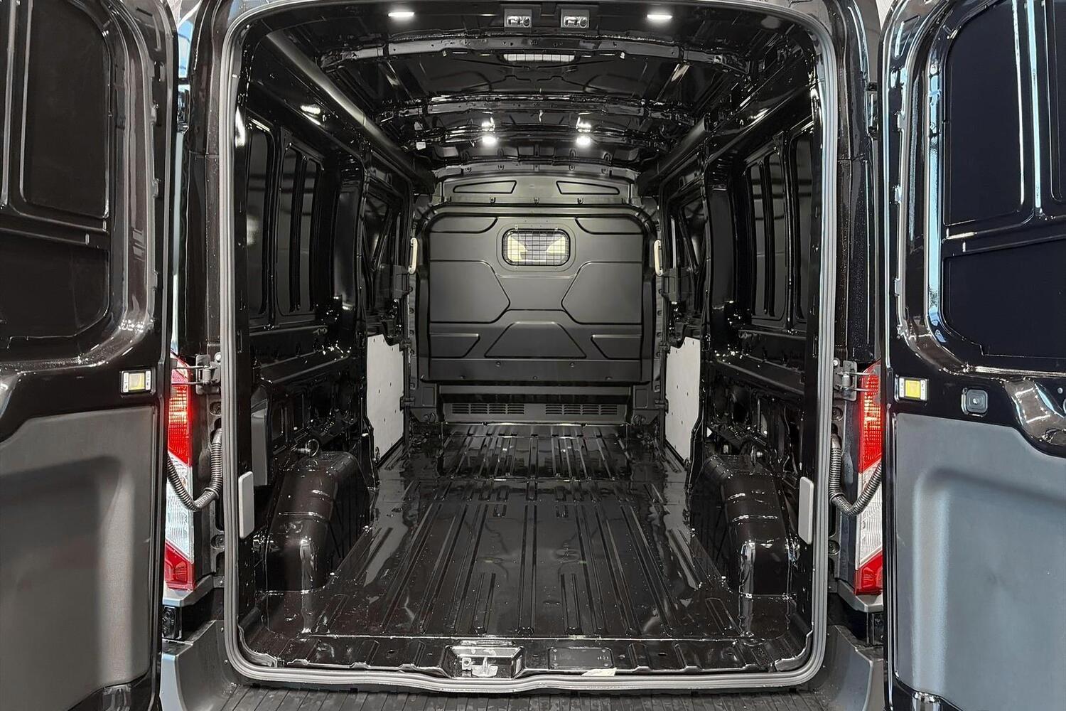heti ajoon Ford Transit