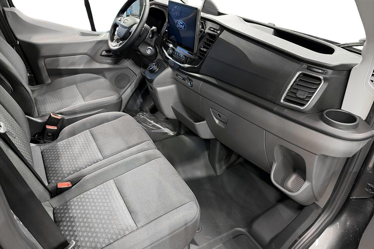 heti ajoon Ford Transit