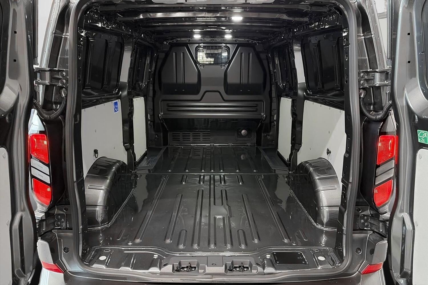 heti ajoon Ford Transit Custom