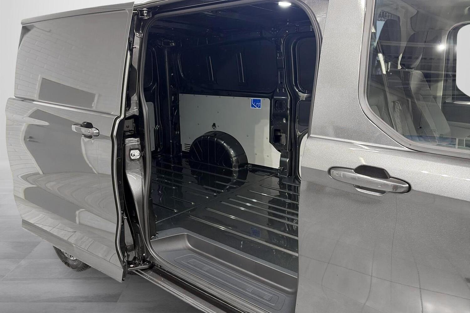heti ajoon Ford Transit Custom