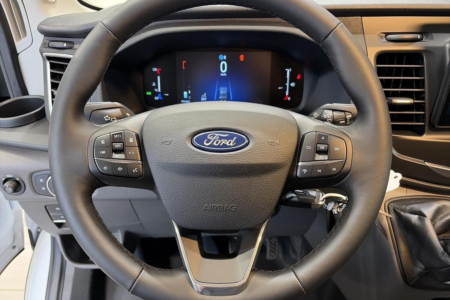 heti ajoon Ford Transit