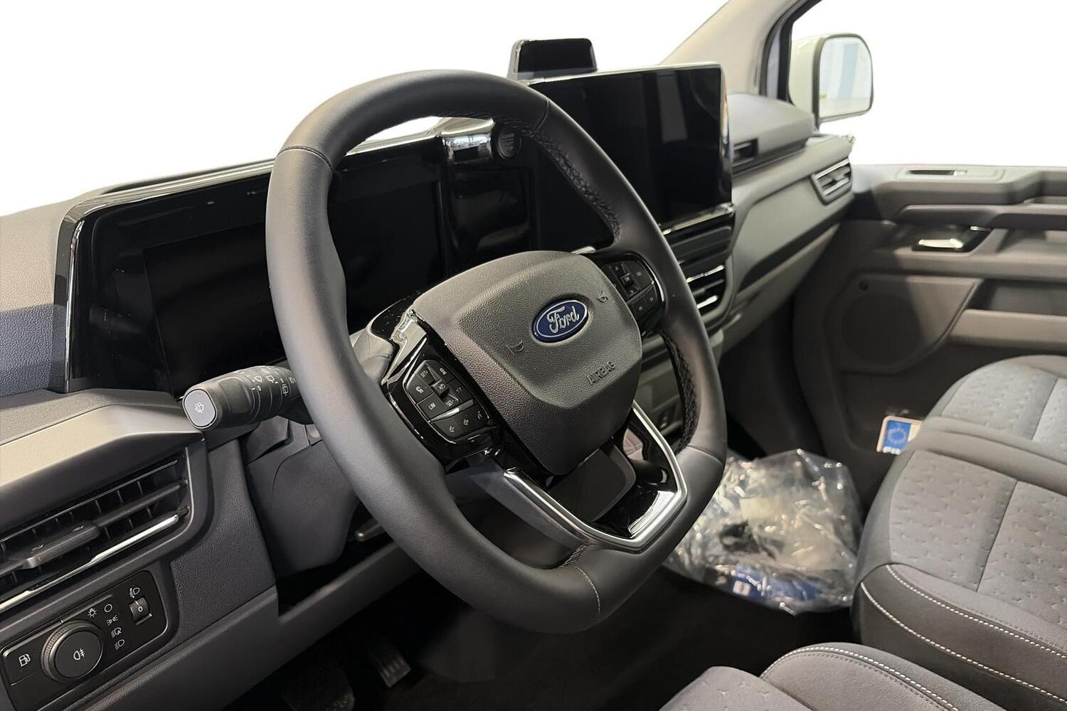 heti ajoon Ford Tourneo Custom
