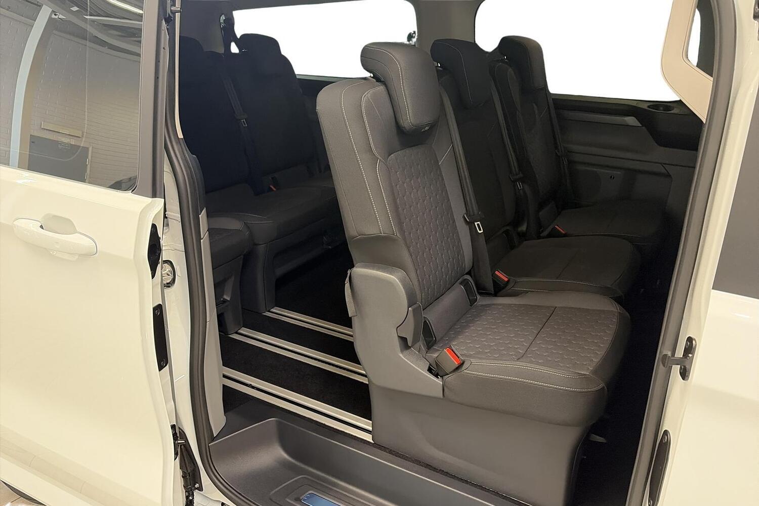 heti ajoon Ford Tourneo Custom