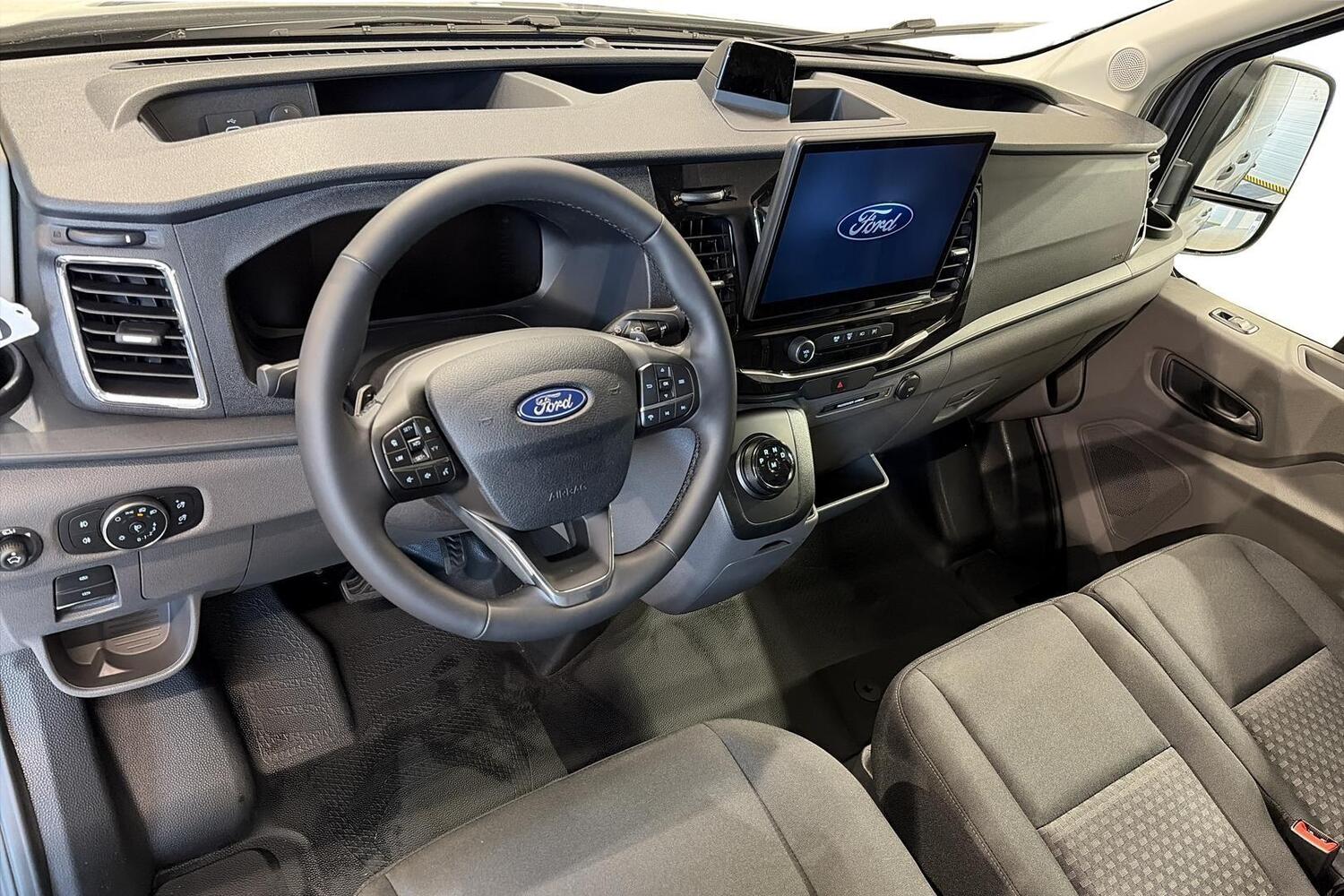 heti ajoon Ford Transit