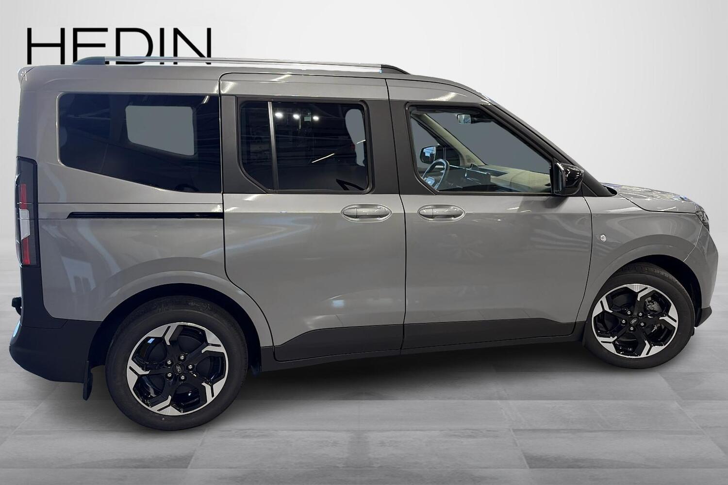 heti ajoon Ford Tourneo Courier