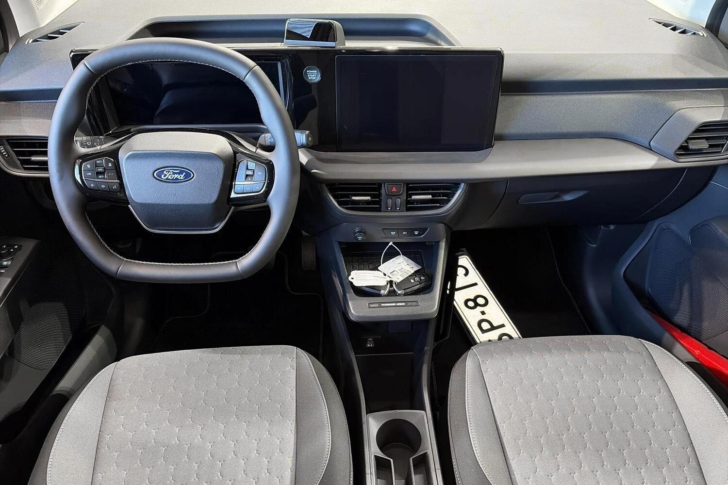 heti ajoon Ford Tourneo Courier