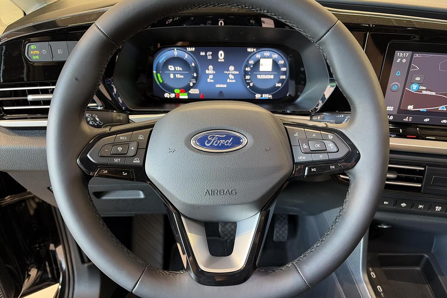 heti ajoon Ford Grand Tourneo Connect