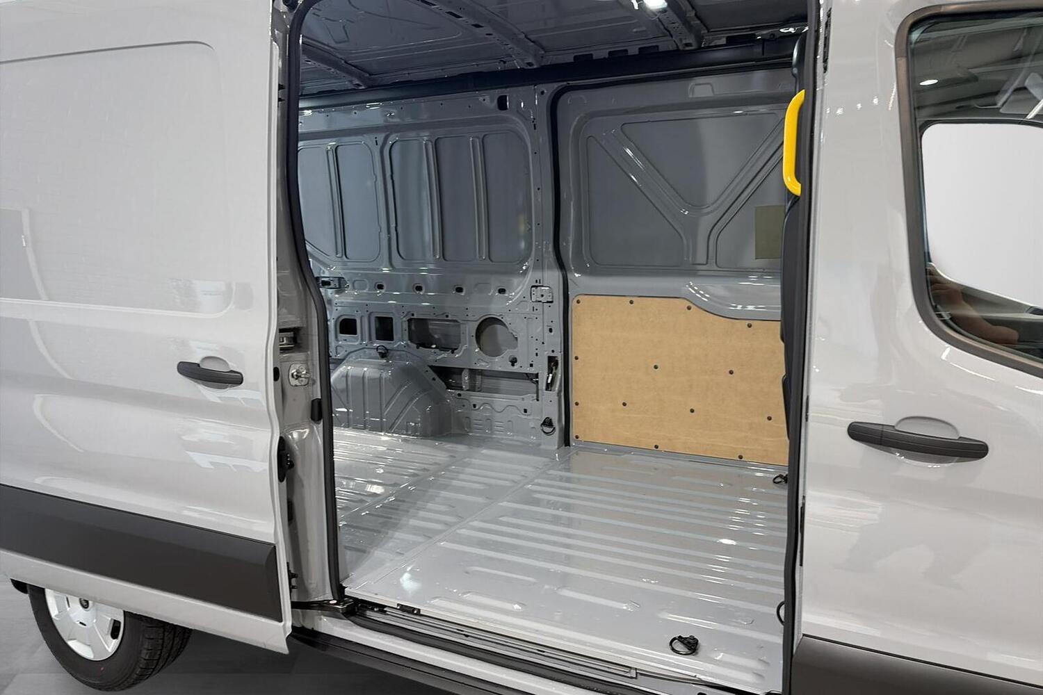 heti ajoon Ford Transit