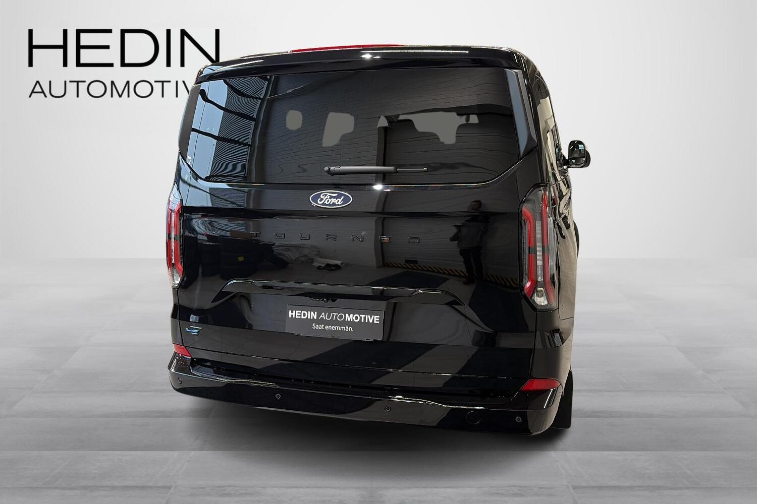 heti ajoon Ford Tourneo Custom