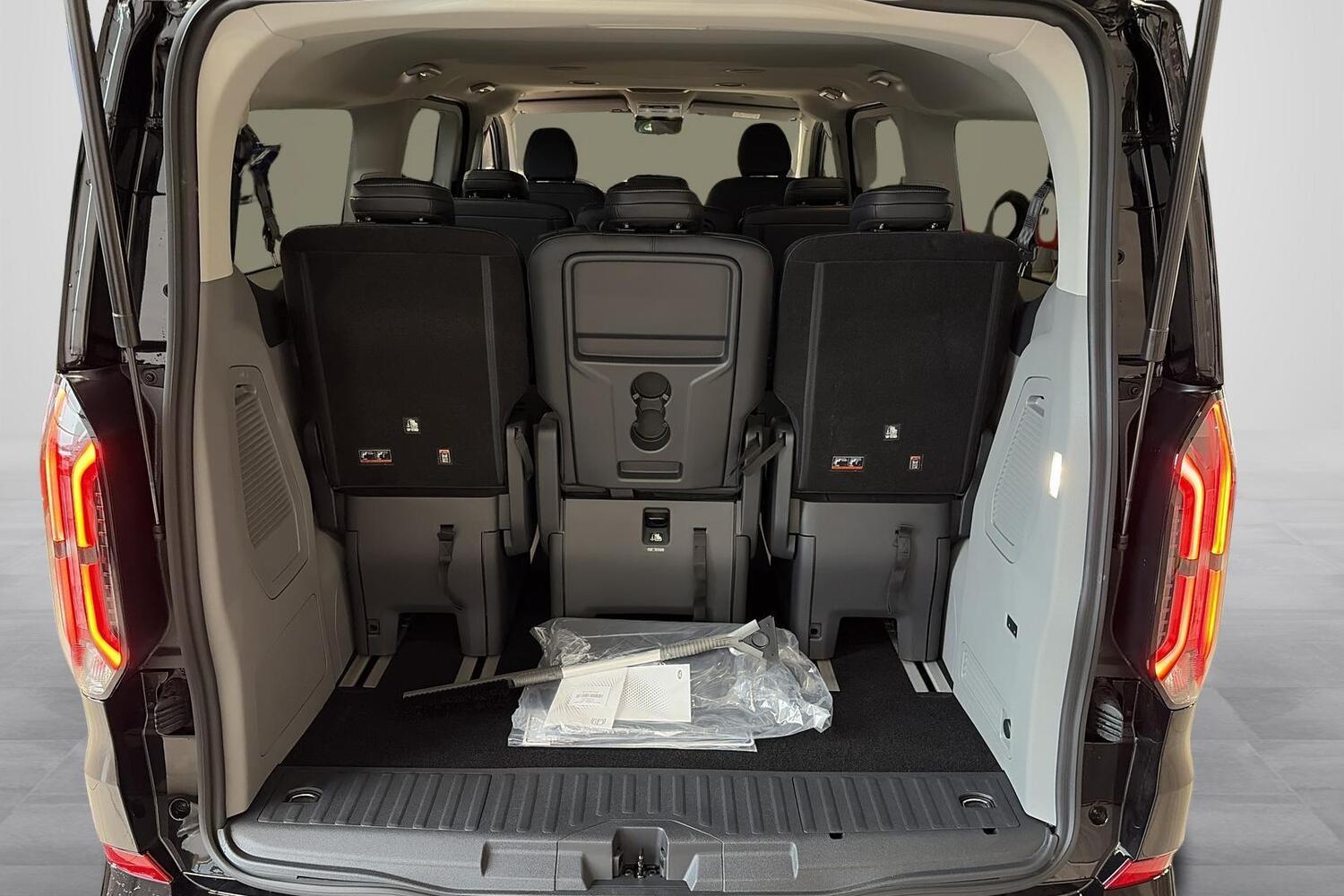 heti ajoon Ford Tourneo Custom