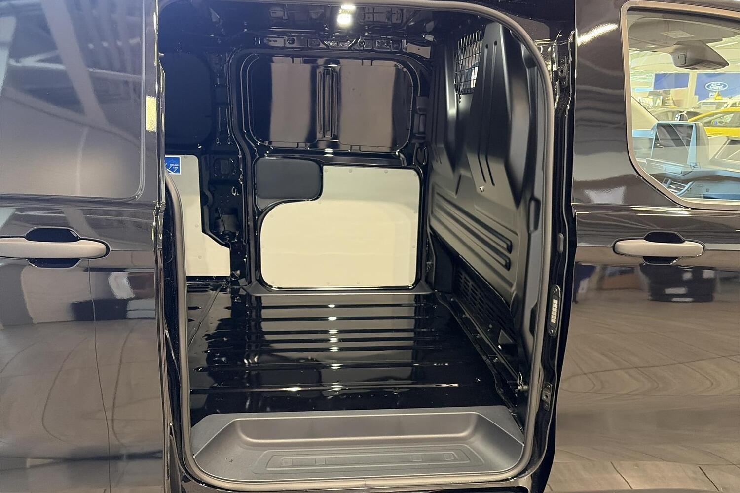 heti ajoon Ford Transit Custom