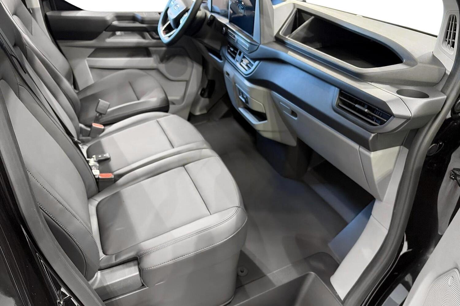 heti ajoon Ford Transit Custom