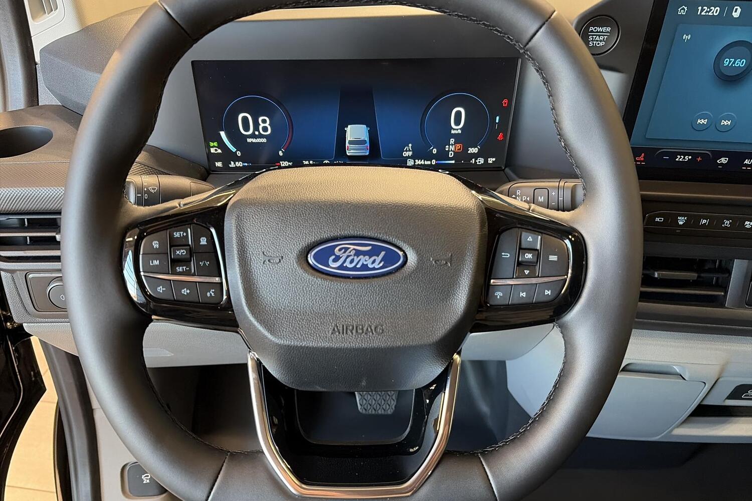 heti ajoon Ford Transit Custom