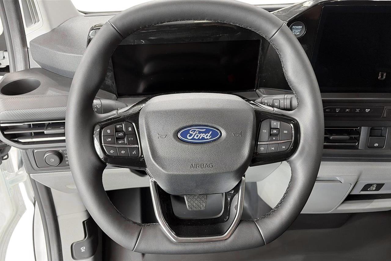 heti ajoon Ford Transit Custom