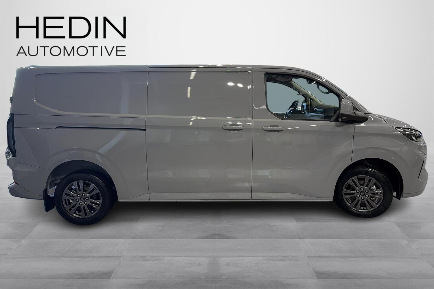 heti ajoon Ford Transit Custom