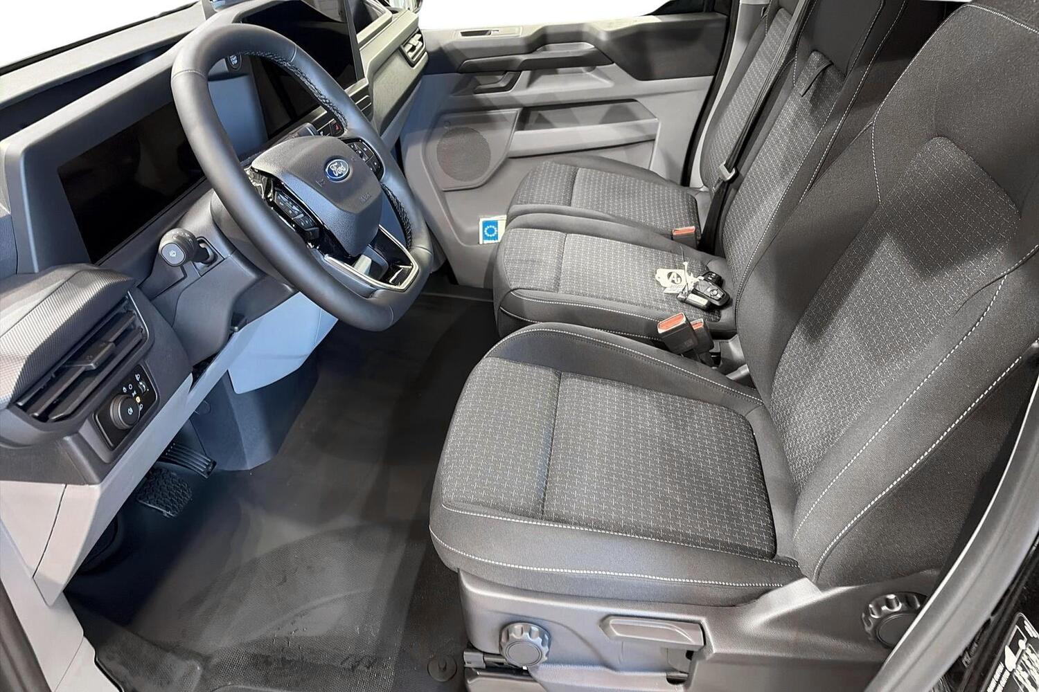 heti ajoon Ford Transit Custom