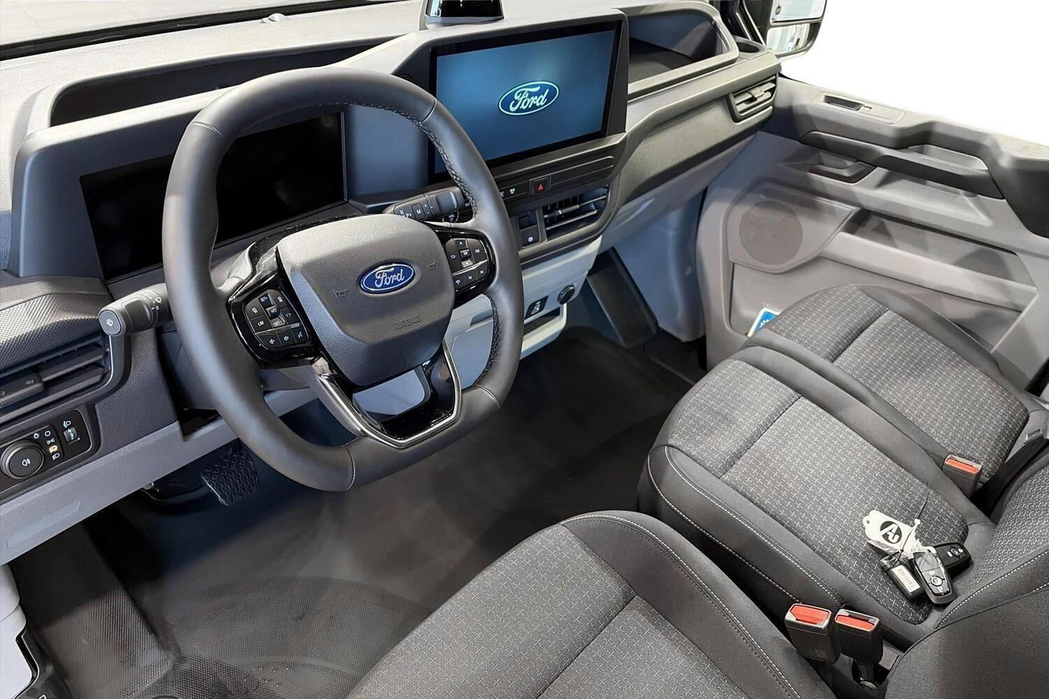heti ajoon Ford Transit Custom