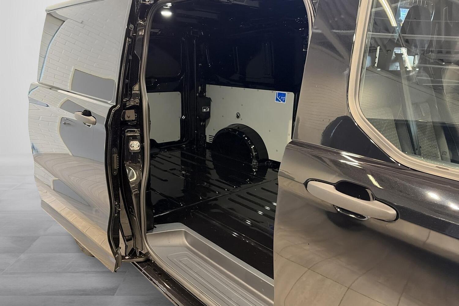 heti ajoon Ford Transit Custom