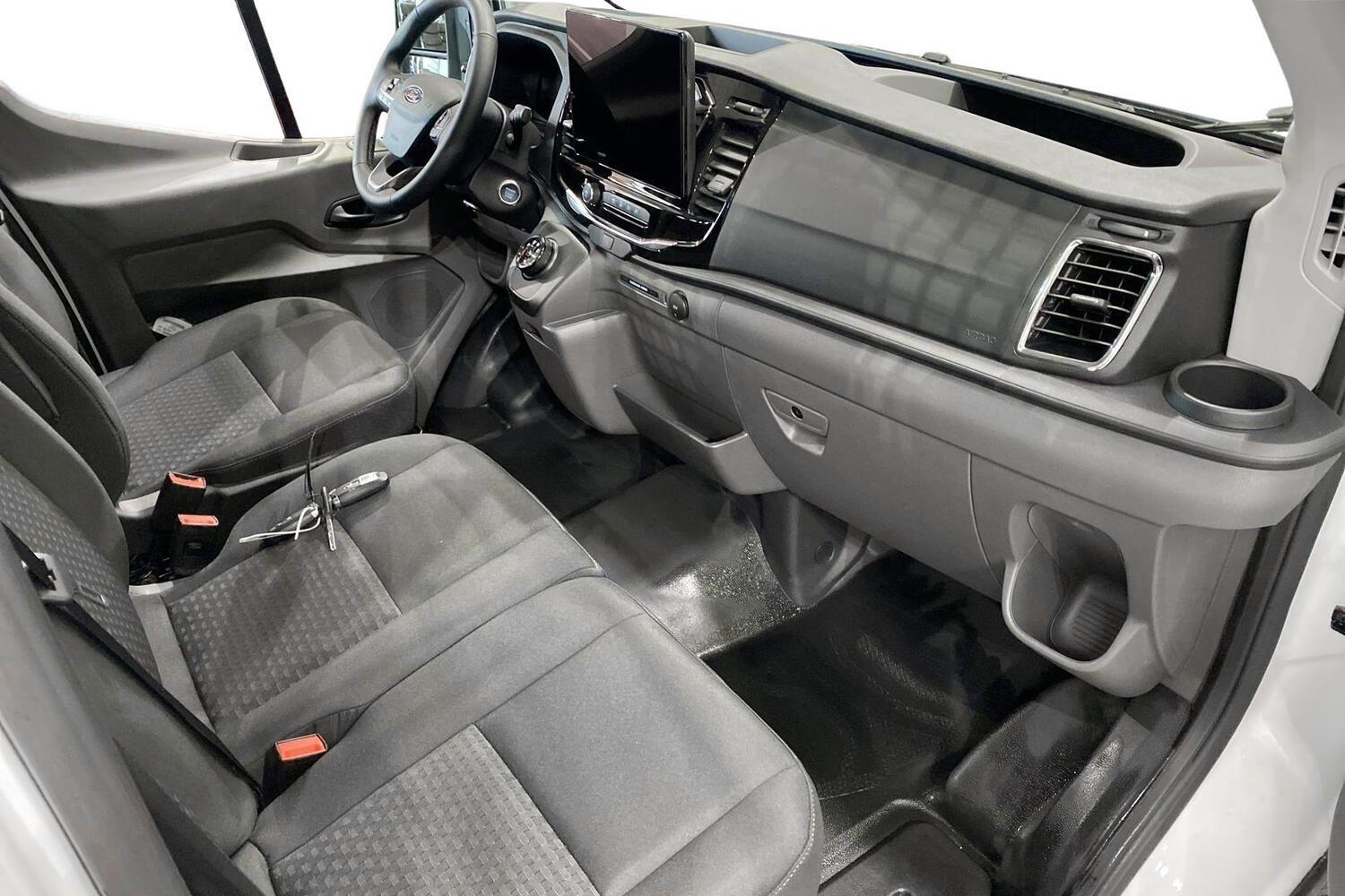 heti ajoon Ford Transit
