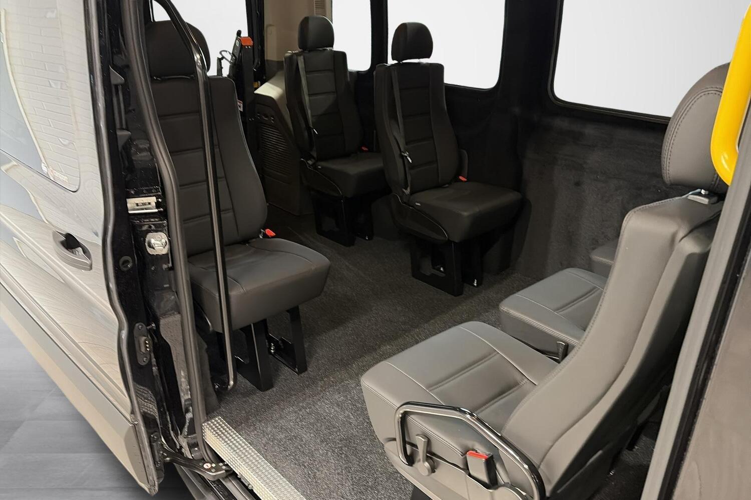 heti ajoon Ford Transit