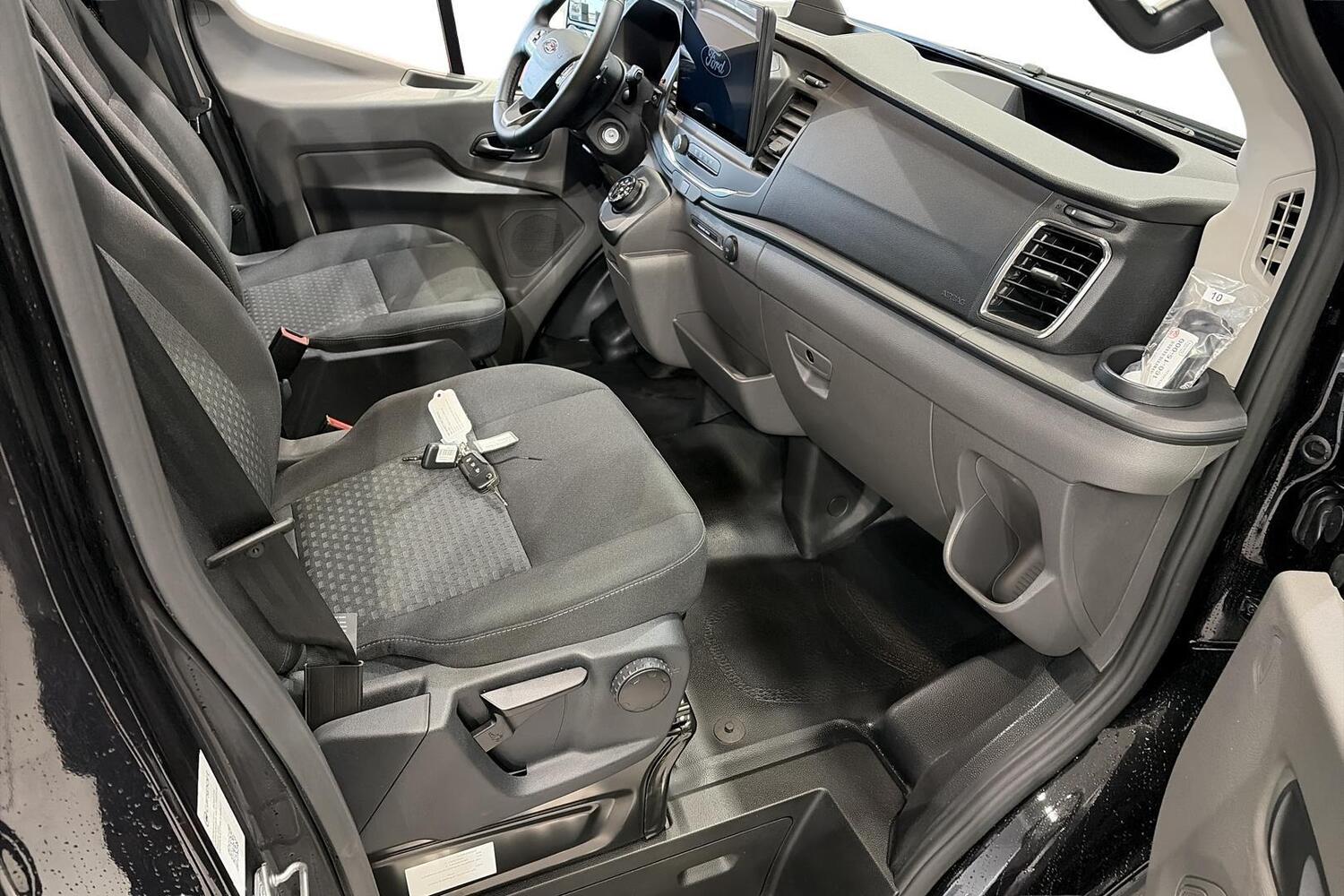 heti ajoon Ford Transit
