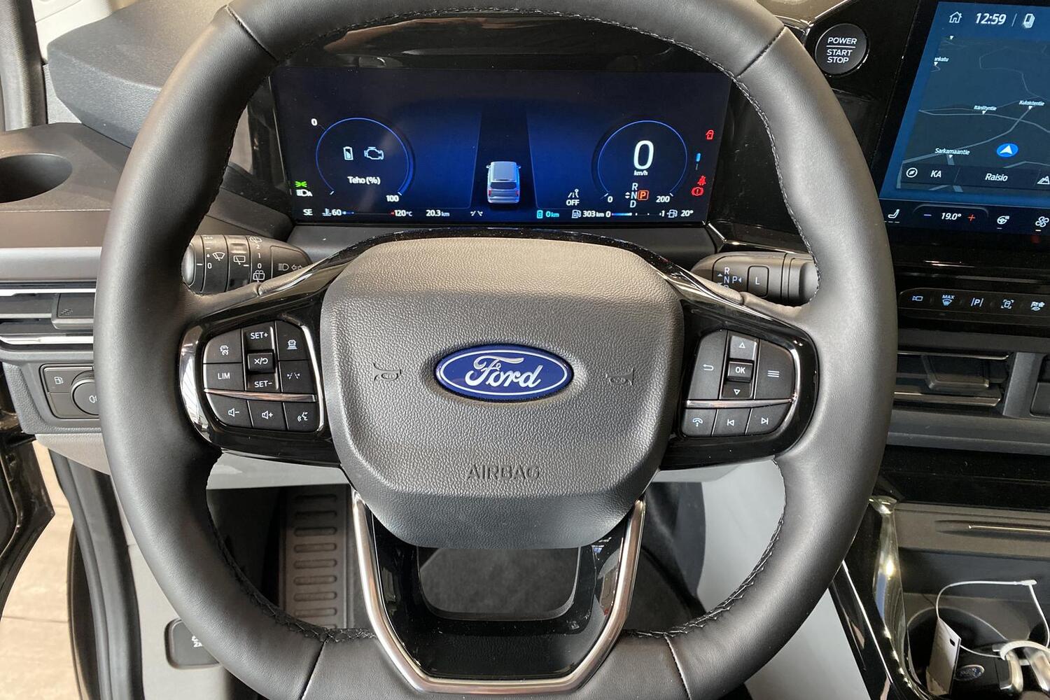 heti ajoon Ford Tourneo Custom