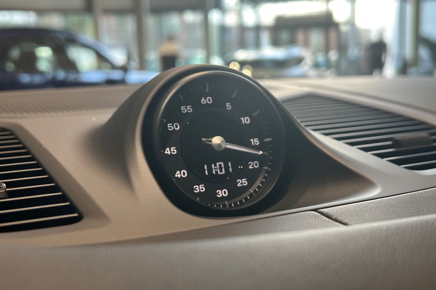 heti ajoon Porsche Cayenne