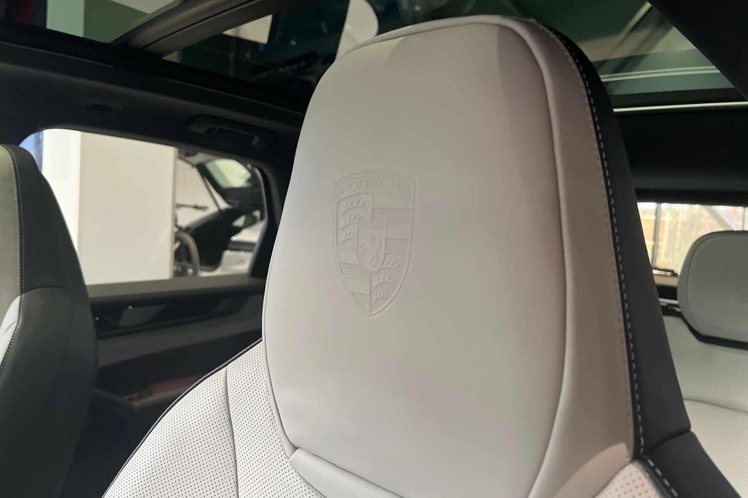 heti ajoon Porsche Cayenne