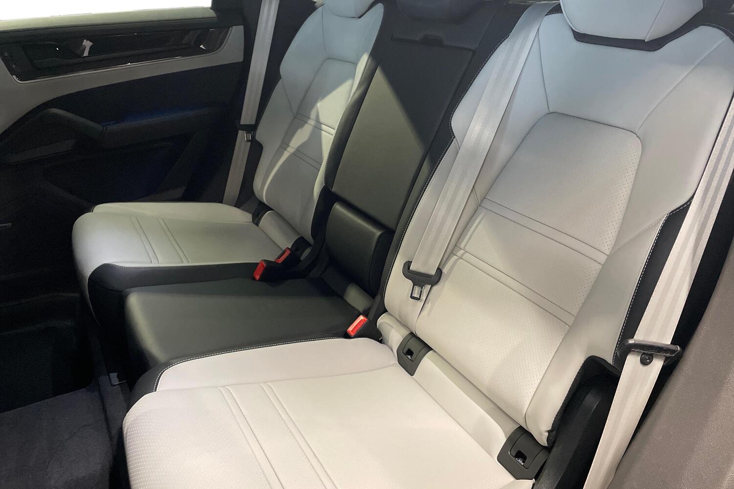 heti ajoon Porsche Cayenne