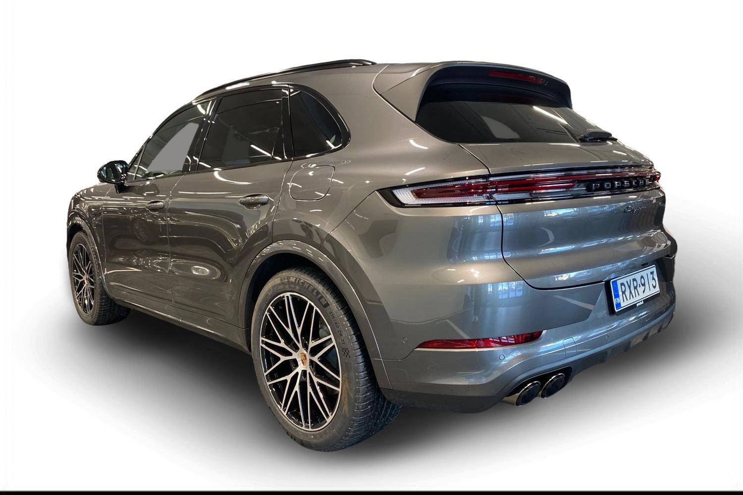 heti ajoon Porsche Cayenne