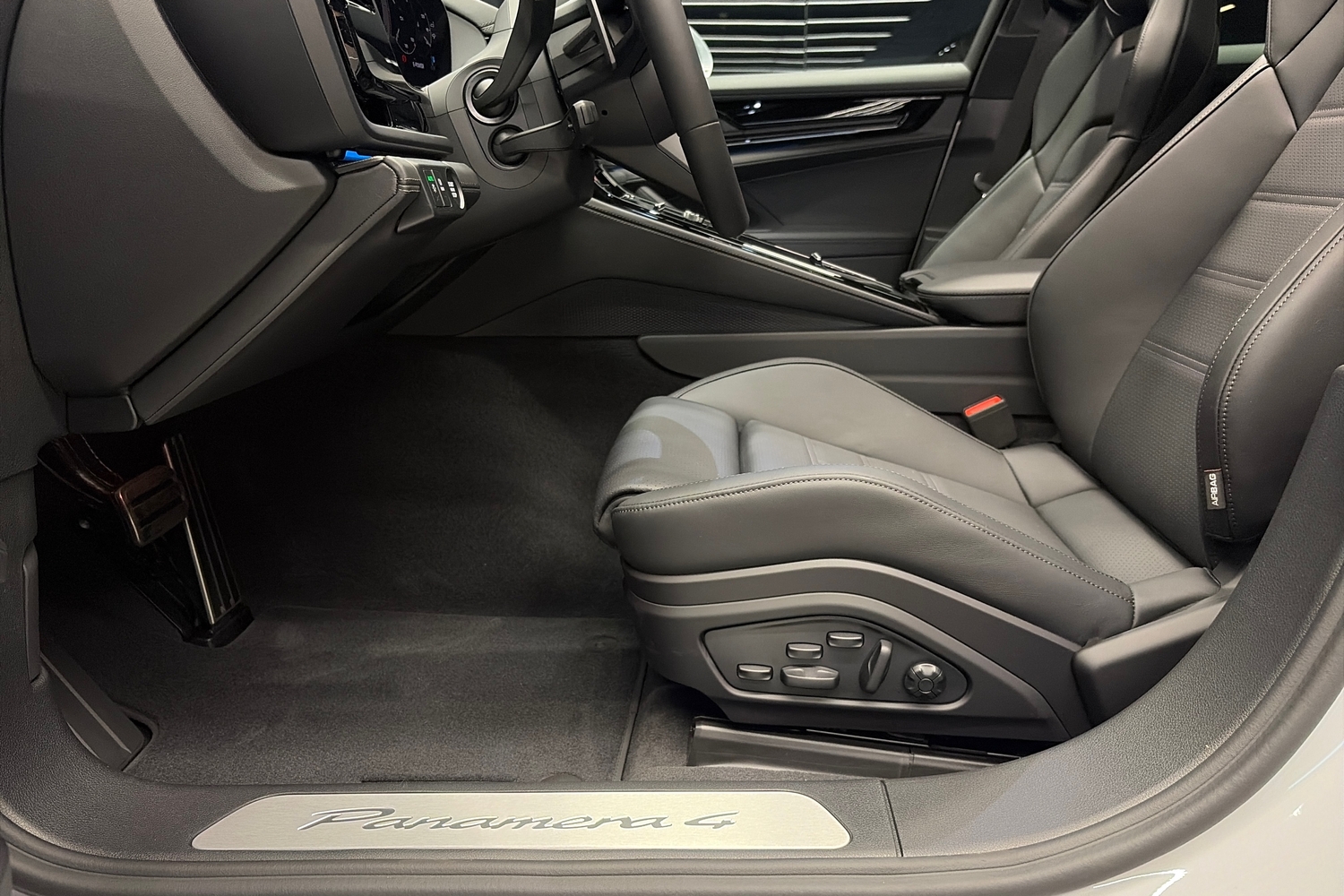 heti ajoon Porsche Panamera