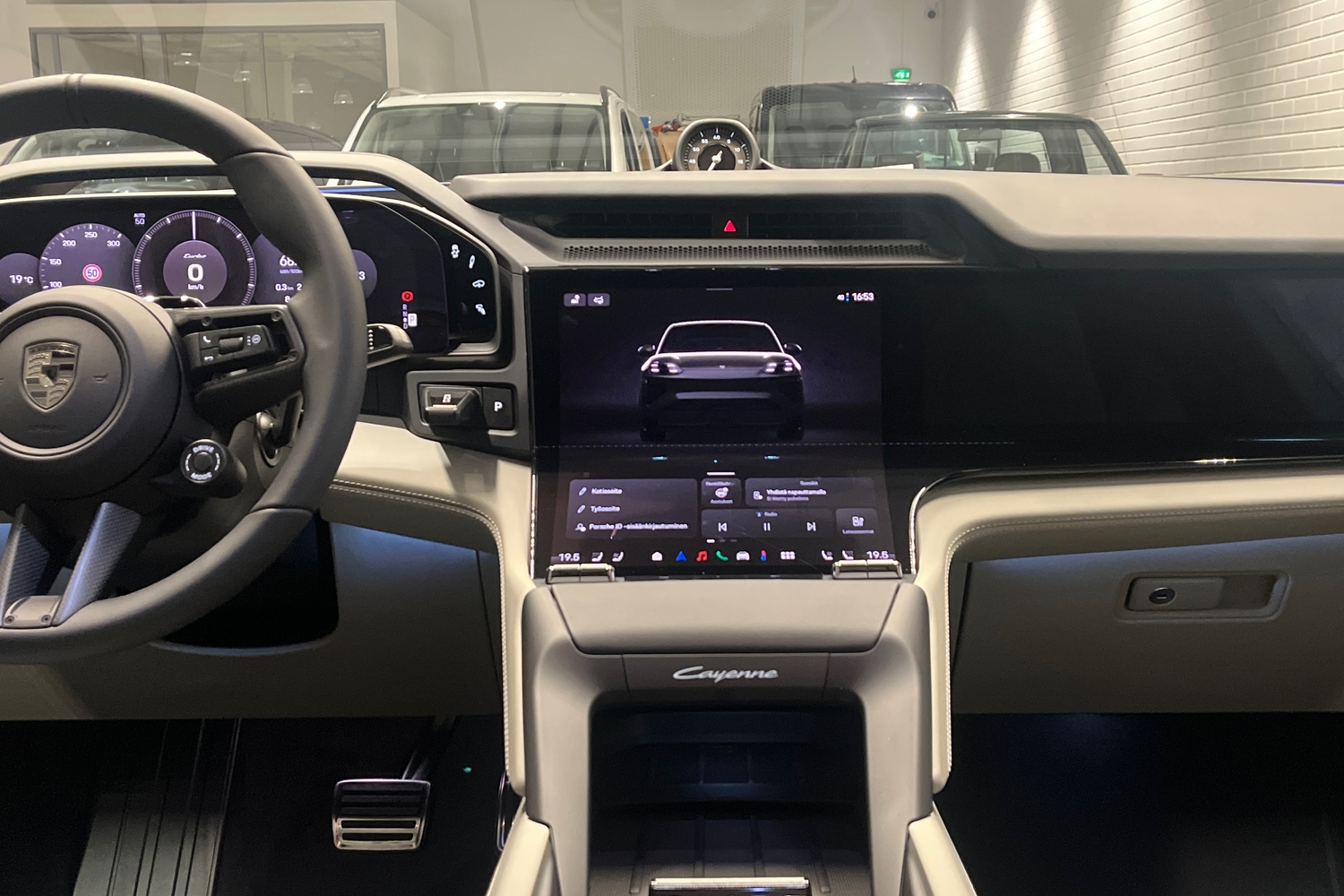 heti ajoon Porsche Cayenne
