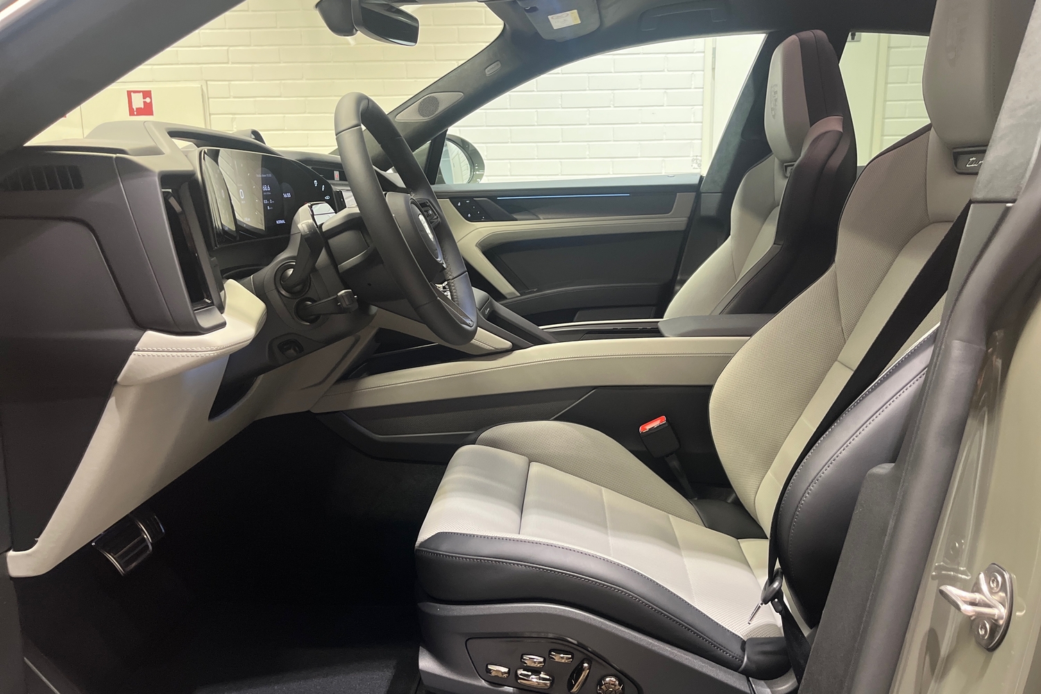 heti ajoon Porsche Cayenne