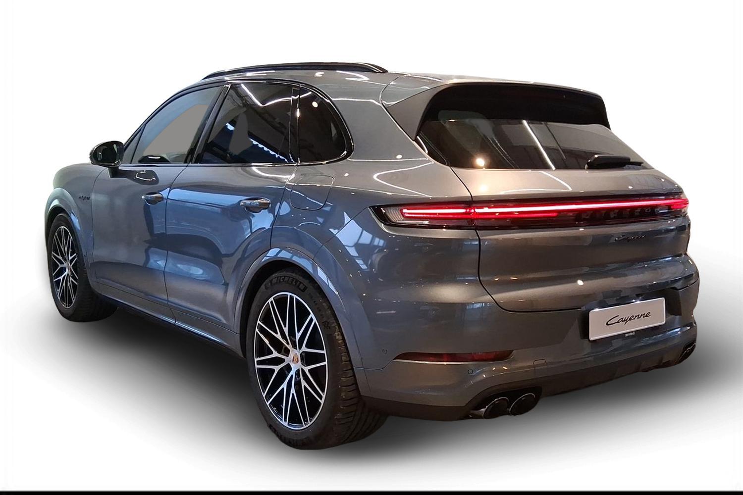 heti ajoon Porsche Cayenne