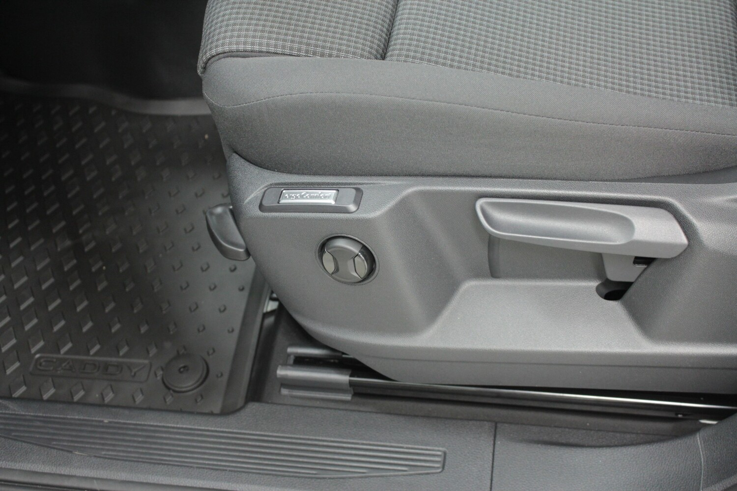 heti ajoon Volkswagen Caddy Maxi