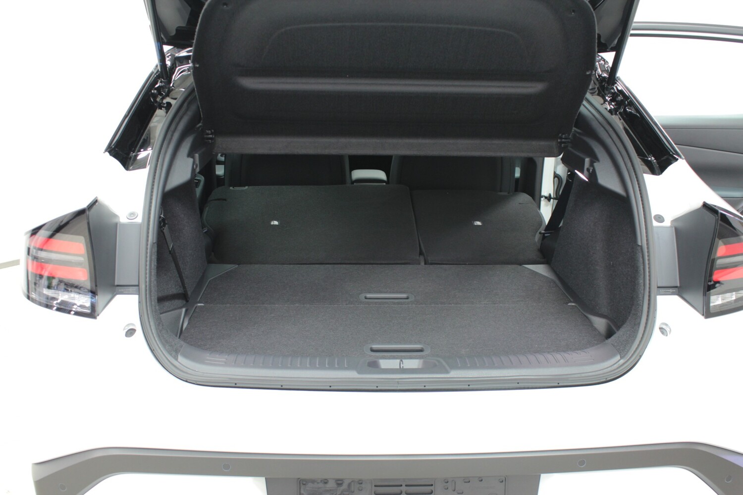 heti ajoon Nissan Leaf