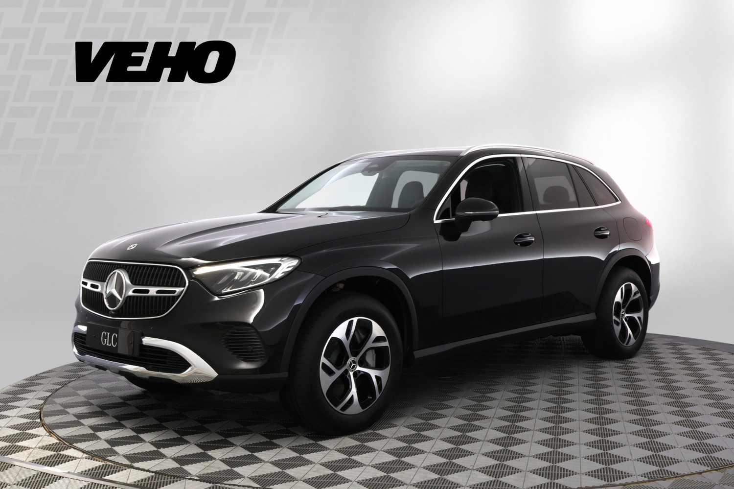 heti ajoon Mercedes-Benz GLC