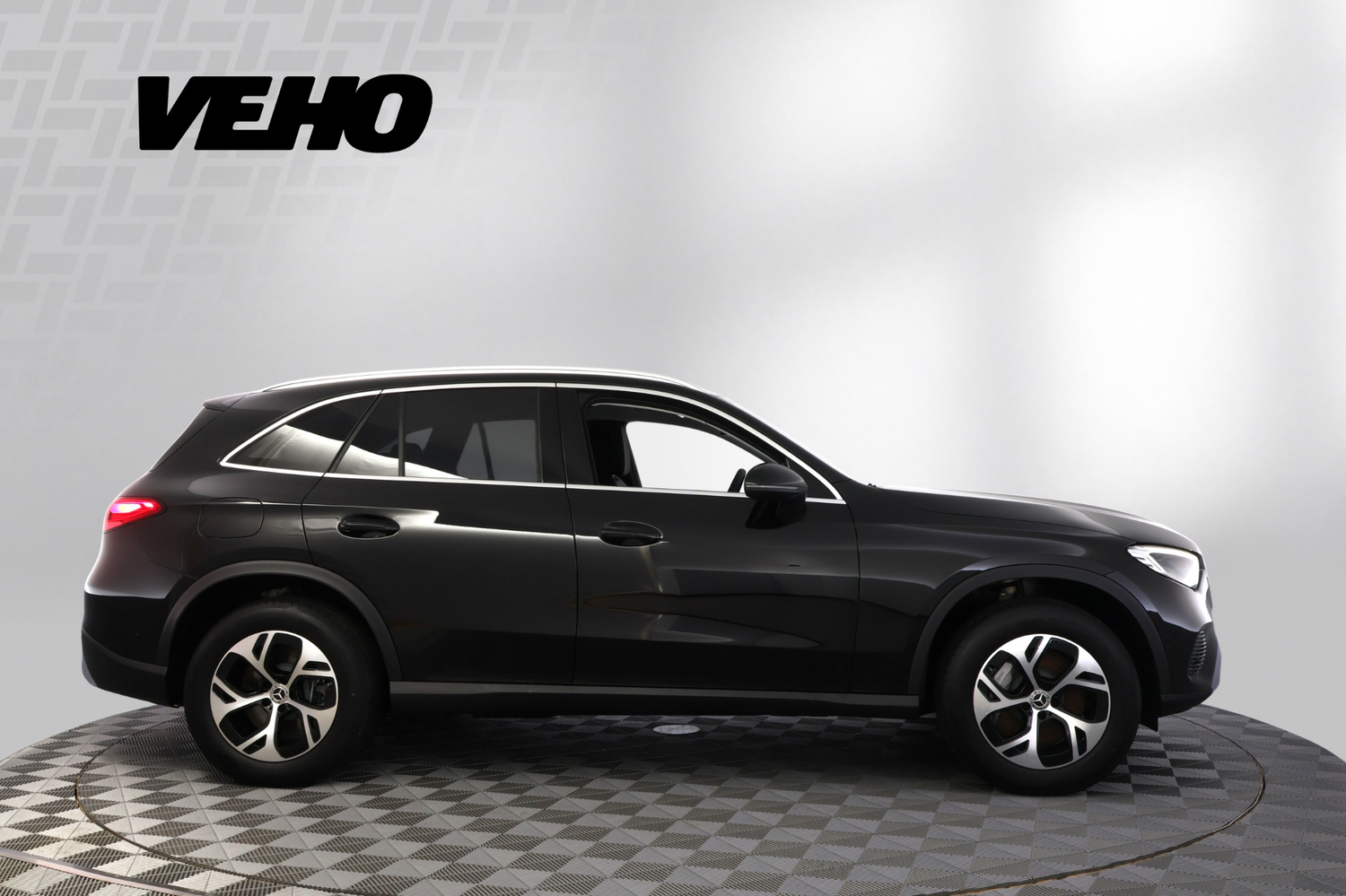 heti ajoon Mercedes-Benz GLC