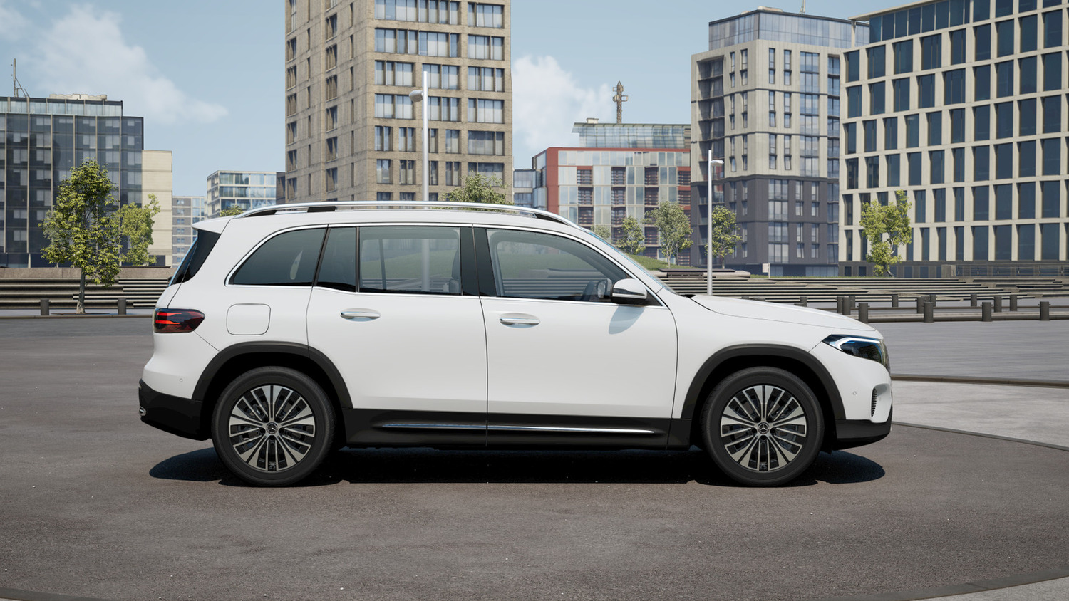 heti ajoon Mercedes-Benz EQB