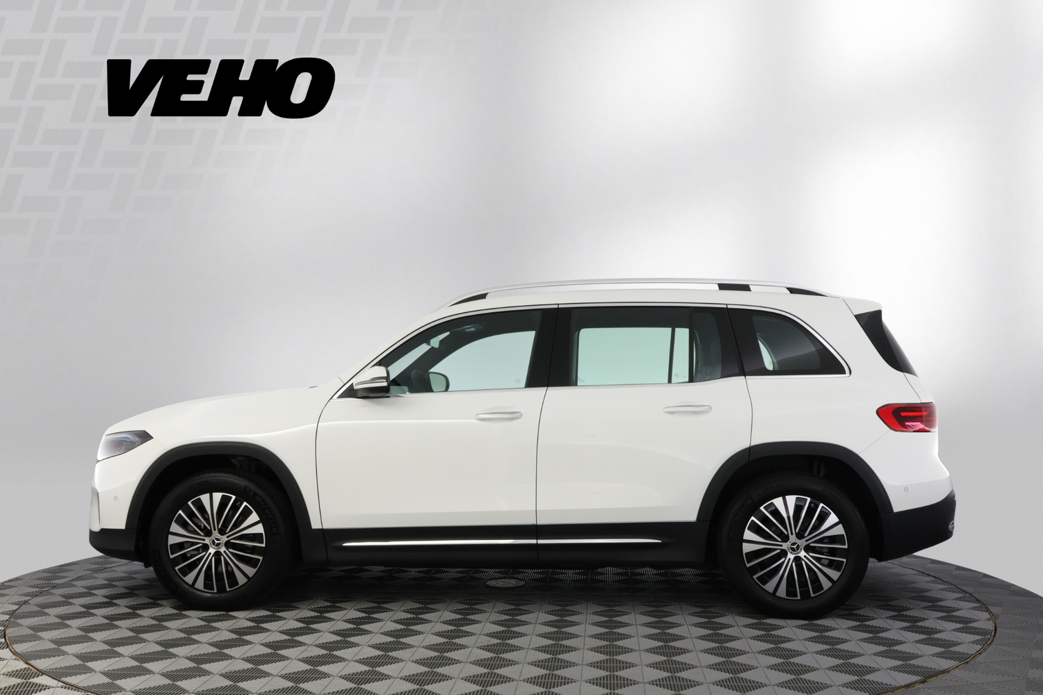 heti ajoon Mercedes-Benz EQB