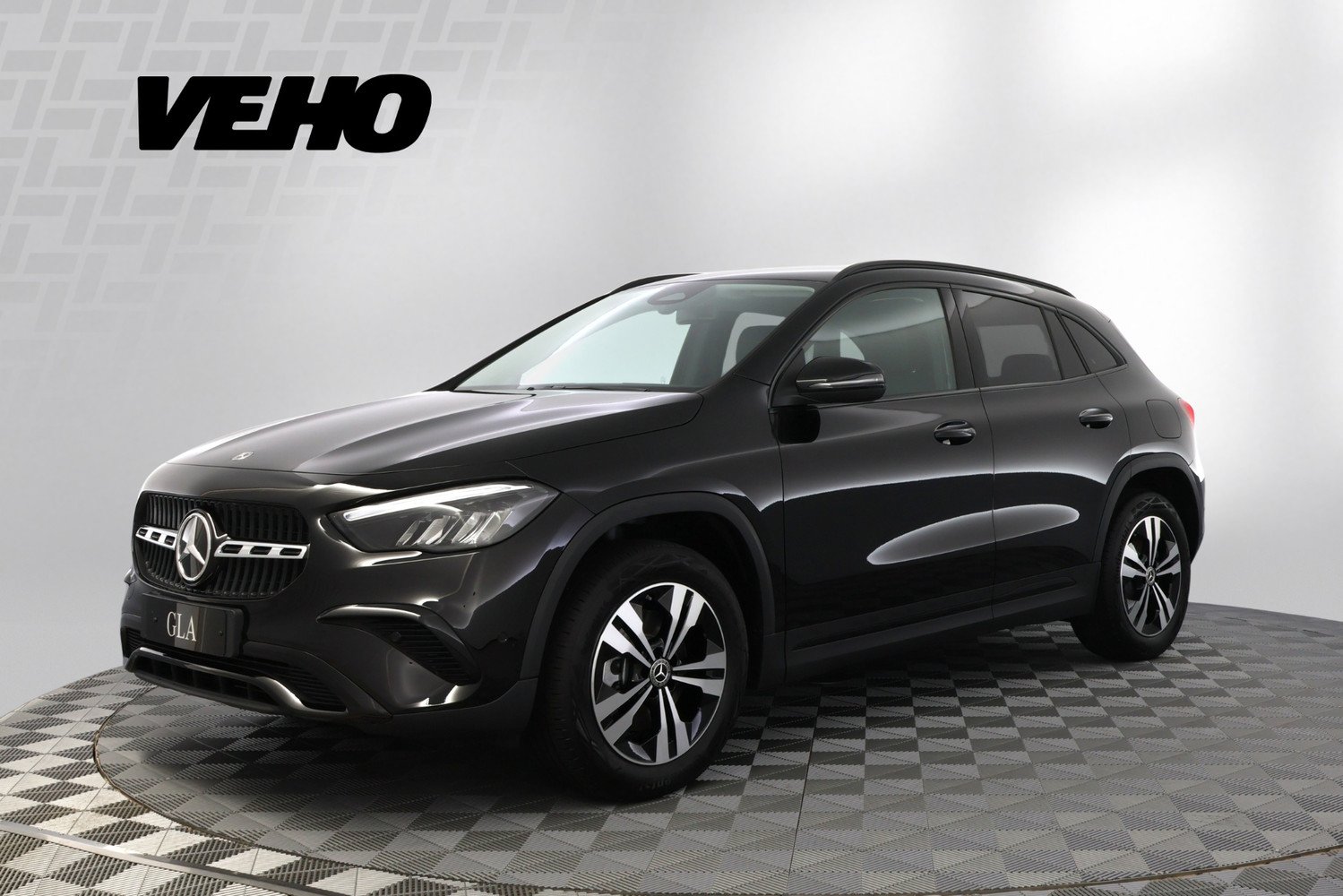 heti ajoon Mercedes-Benz GLA