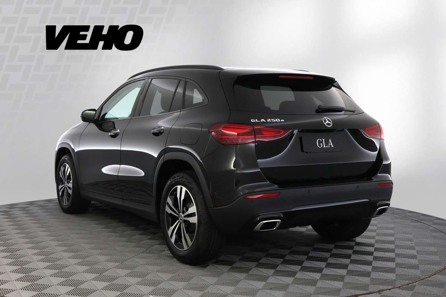 heti ajoon Mercedes-Benz GLA