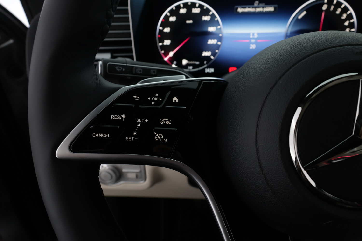 heti ajoon Mercedes-Benz GLE
