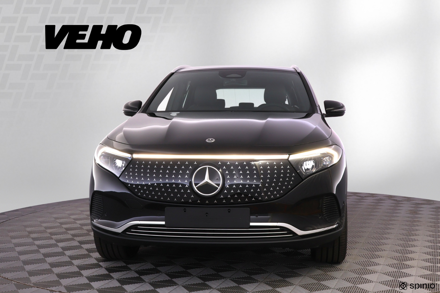 heti ajoon Mercedes-Benz EQA
